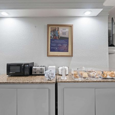 La Quinta Inn By Wyndham Corpus Christi North Экстерьер фото