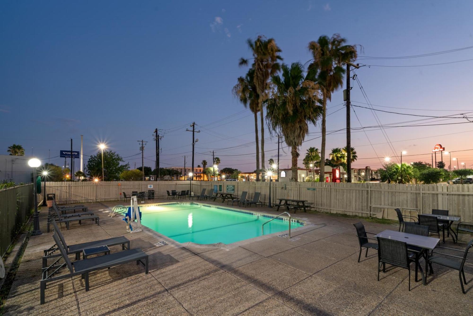 La Quinta Inn By Wyndham Corpus Christi North Экстерьер фото