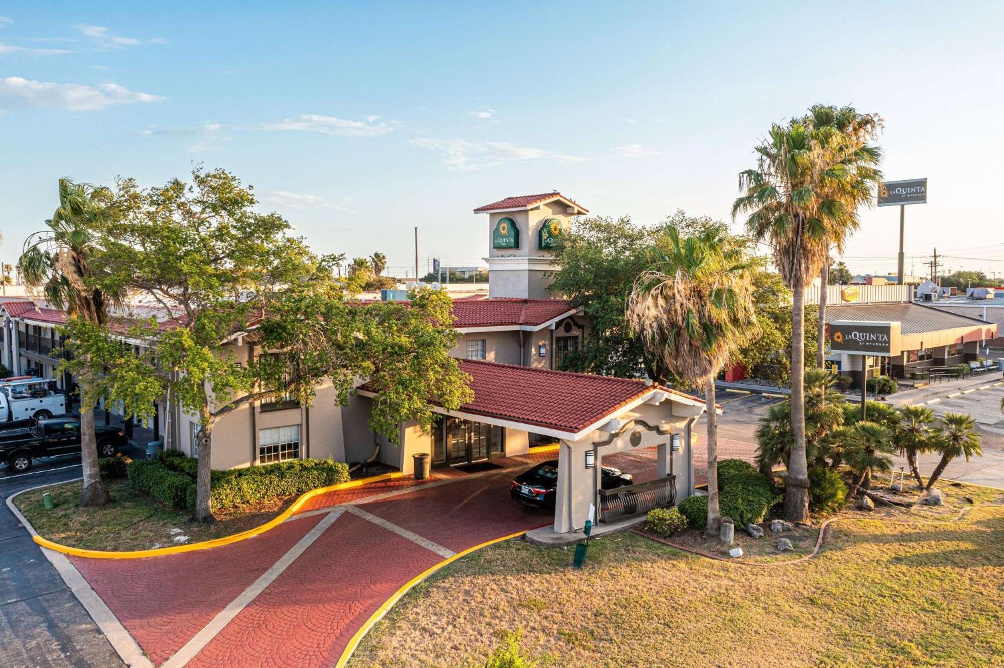 La Quinta Inn By Wyndham Corpus Christi North Экстерьер фото